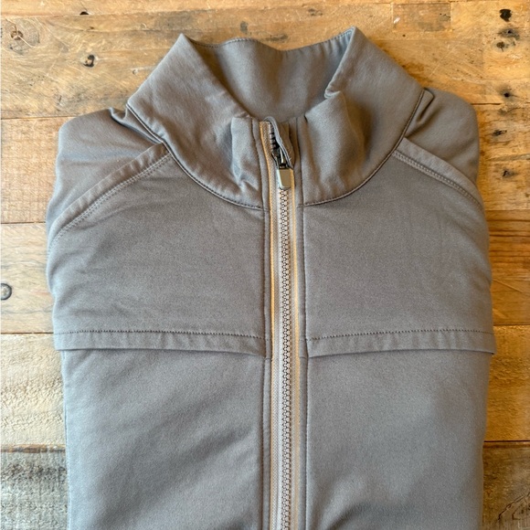 Fabletics Lightweight Jacket - Picture 3 of 8